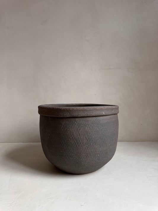 Vintage Planter pot N° 1