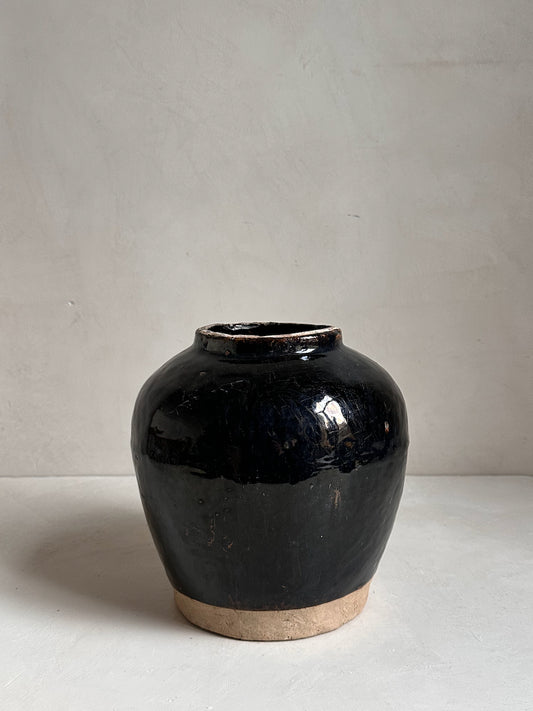 Antique glazed pot N° 269