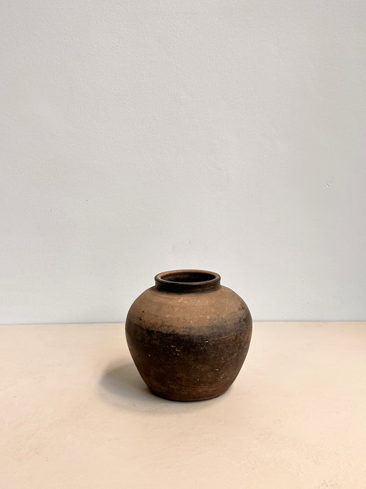 Antique pot N°310