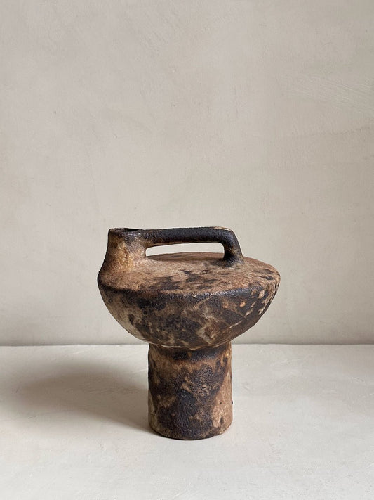 The Corner - Aged Ceramic jug N°1 - Ceramics