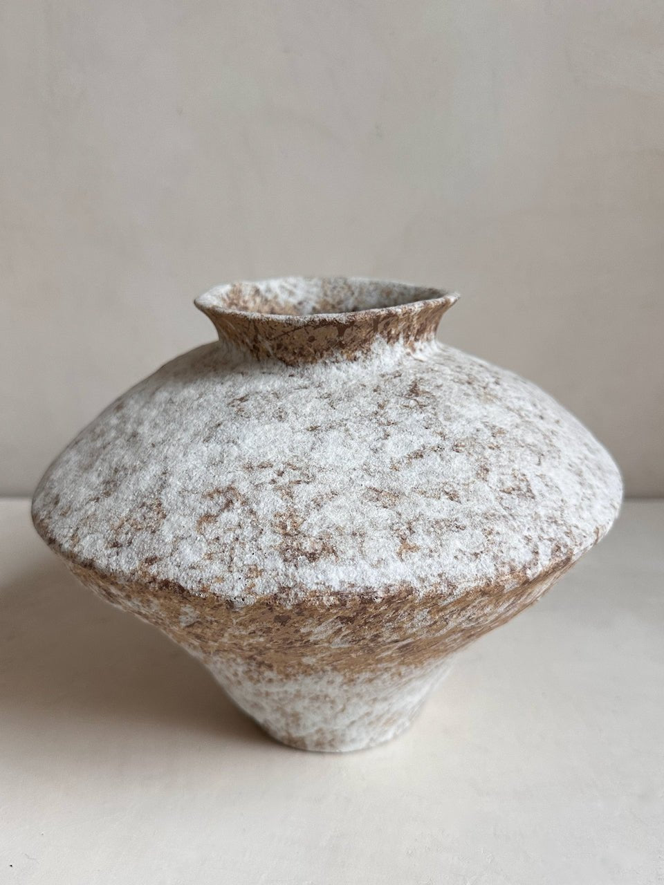 The Corner - Aged Ceramic pot N° 15 - Ceramics