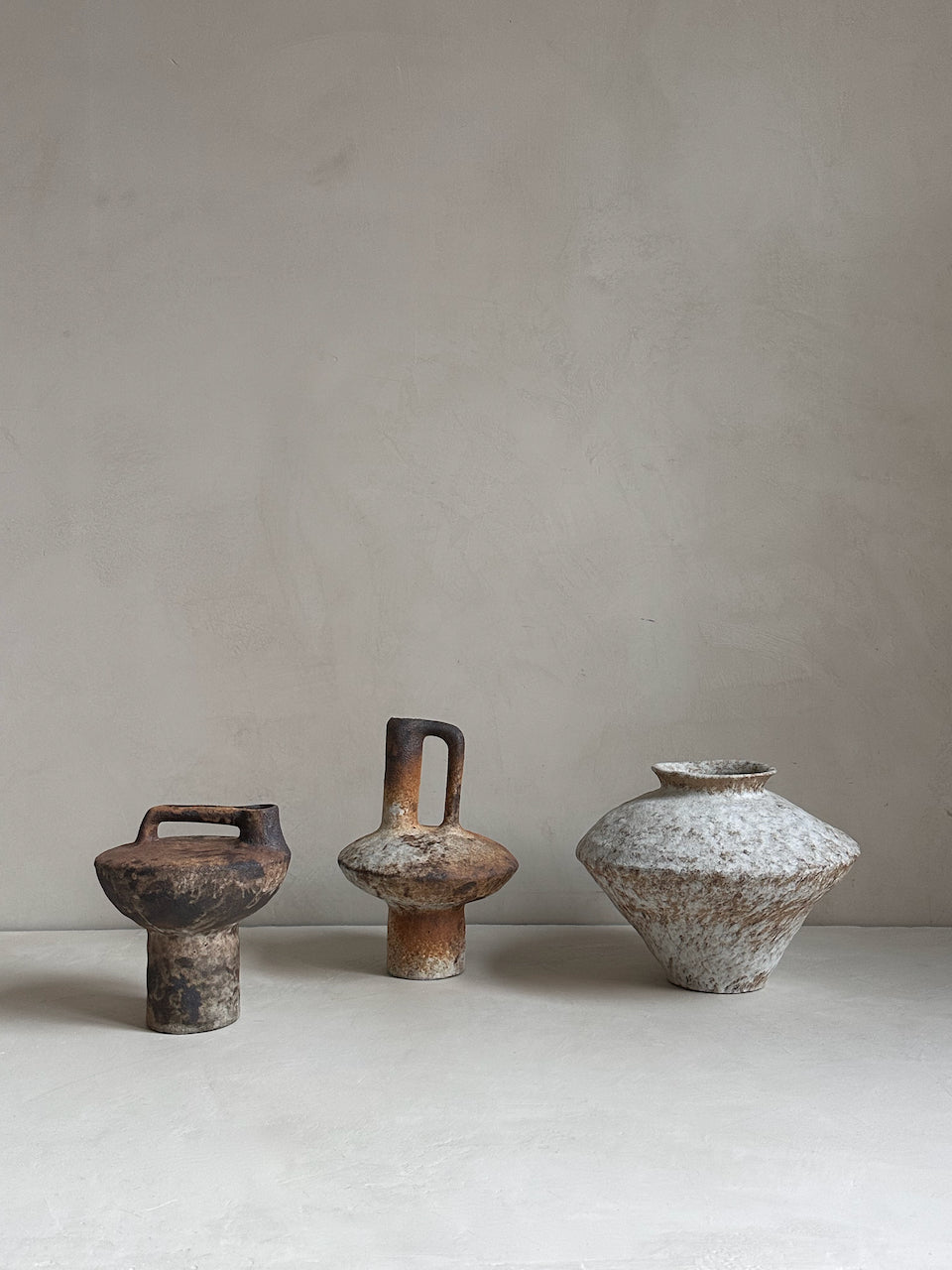 The Corner - Aged Ceramic pot N° 15 - Ceramics