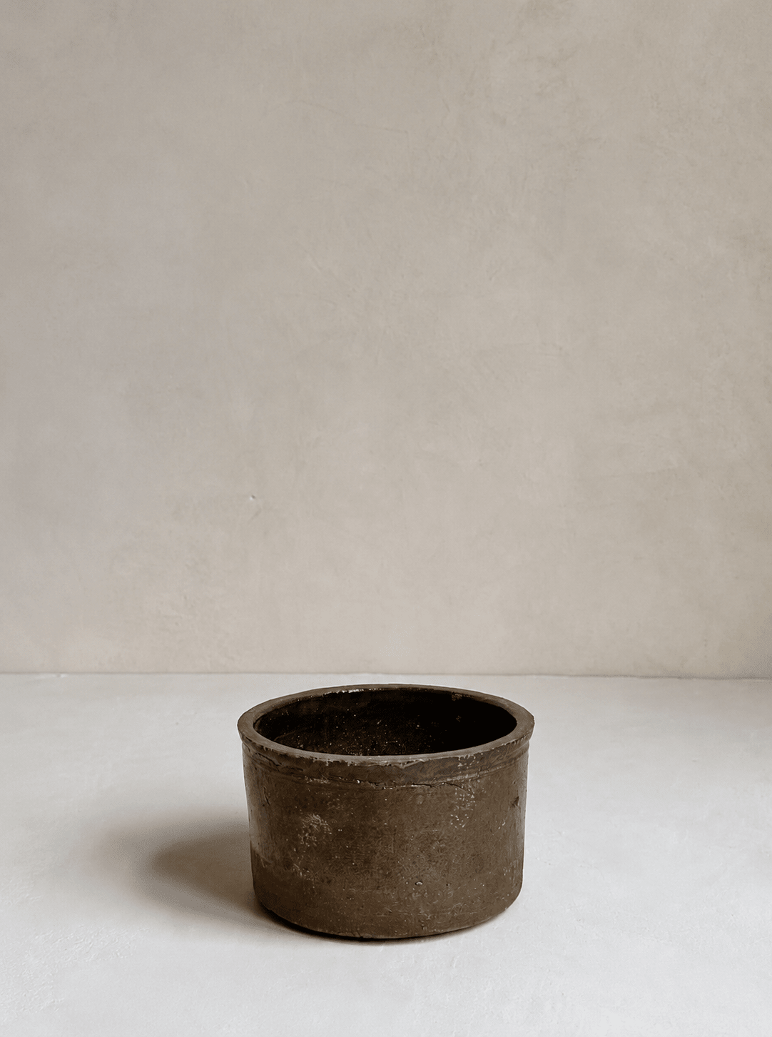The Corner - Antique Bowl N° 12 - Pots & Vases