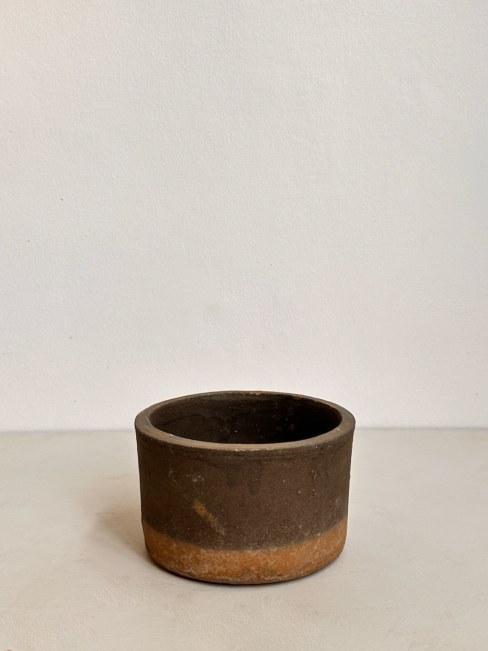 The Corner - Antique Bowl N° 13 - Pots & Vases