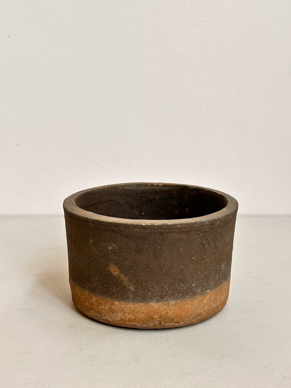 The Corner - Antique Bowl N° 13 - Pots & Vases