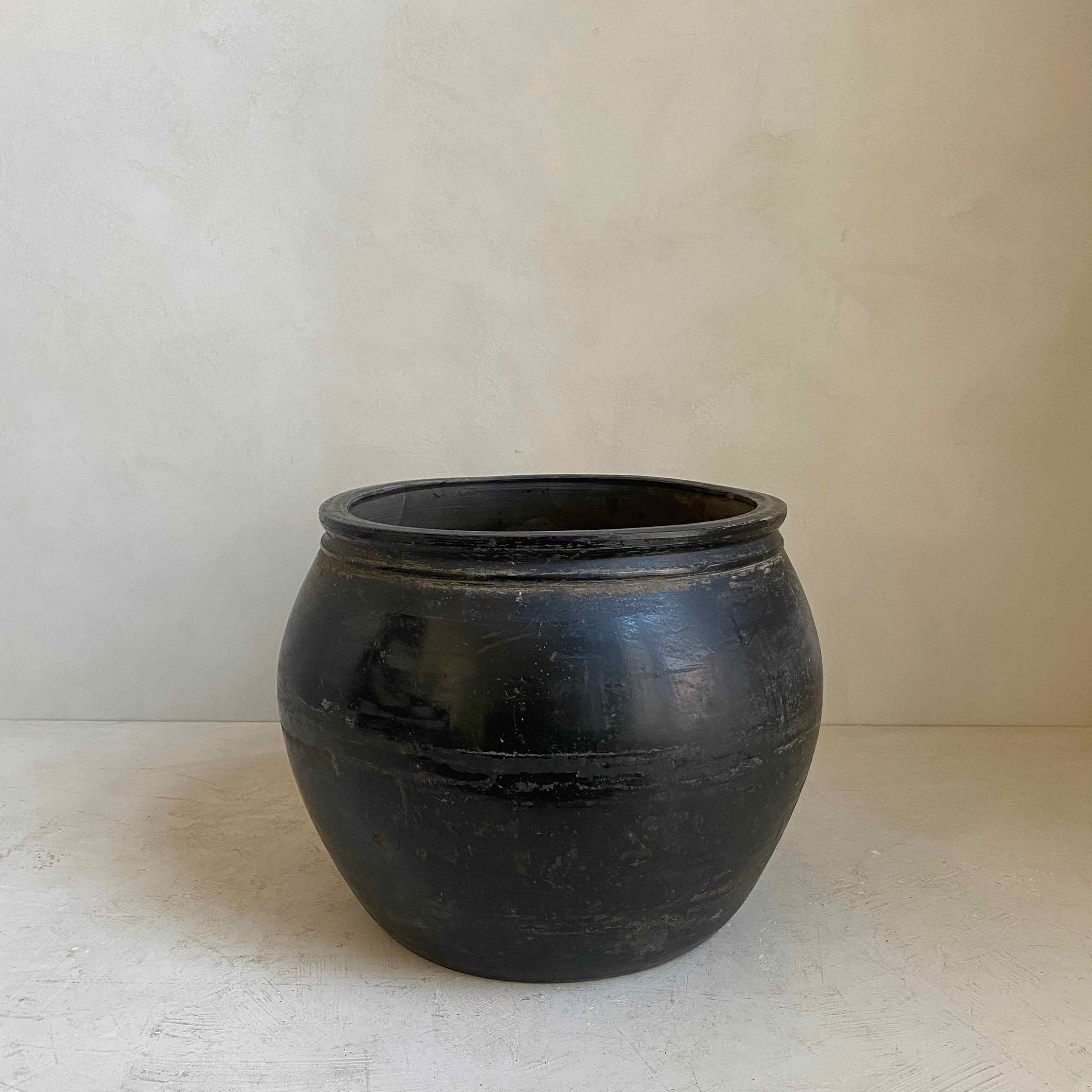 The Corner - Antique clay pot No 32 - 