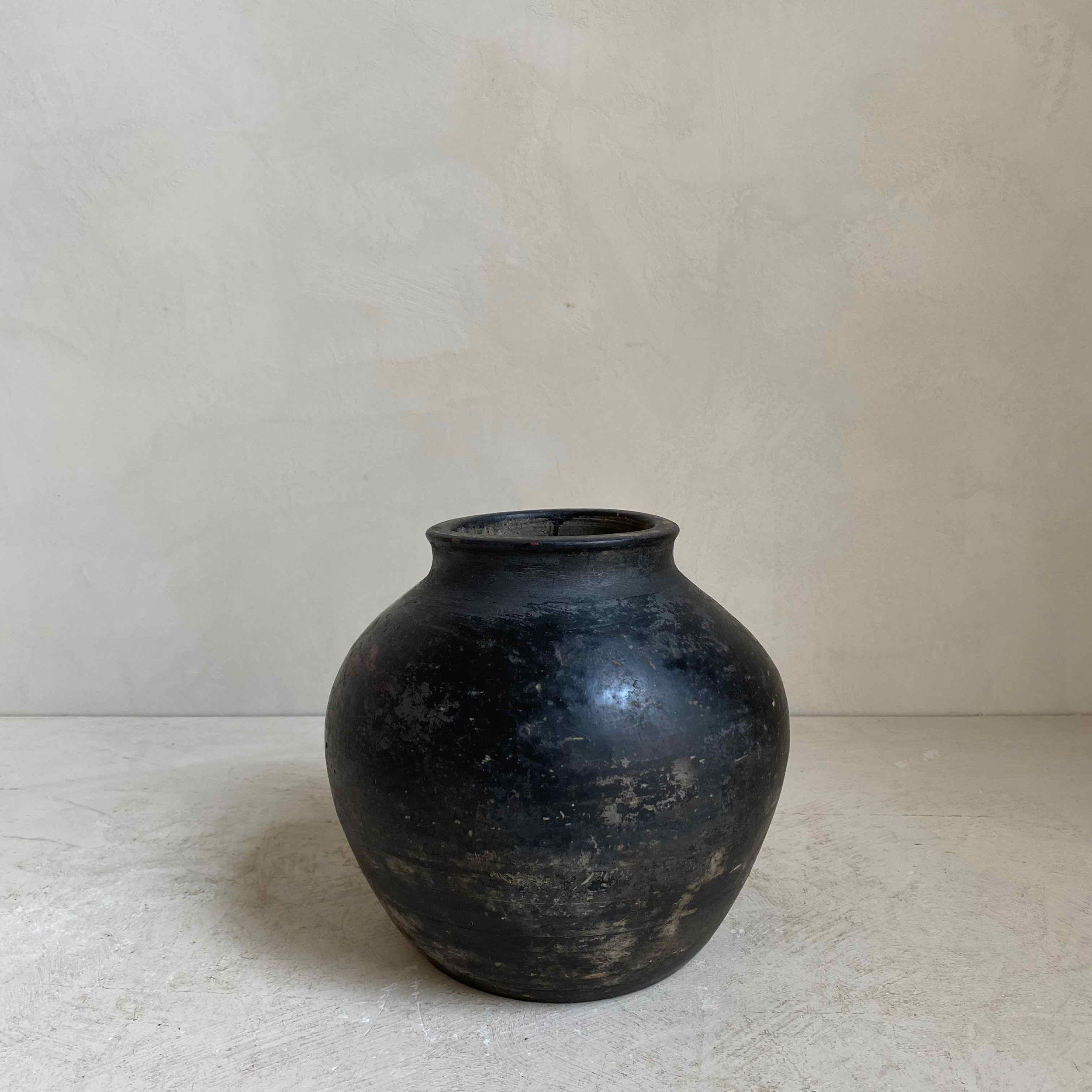 The Corner - Antique clay pot No 37 - 