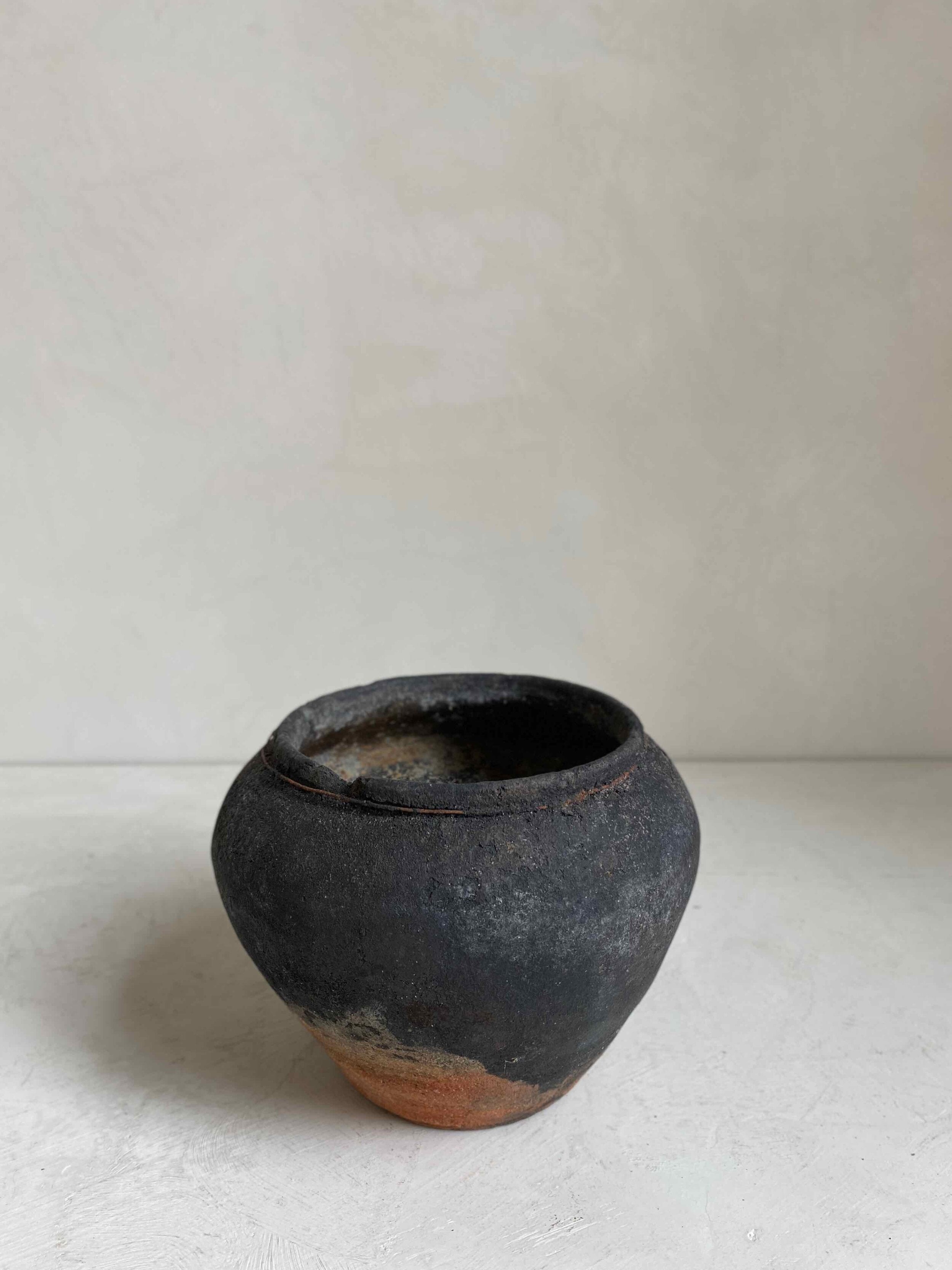 The Corner - Antique french storage jar N° 1 - 