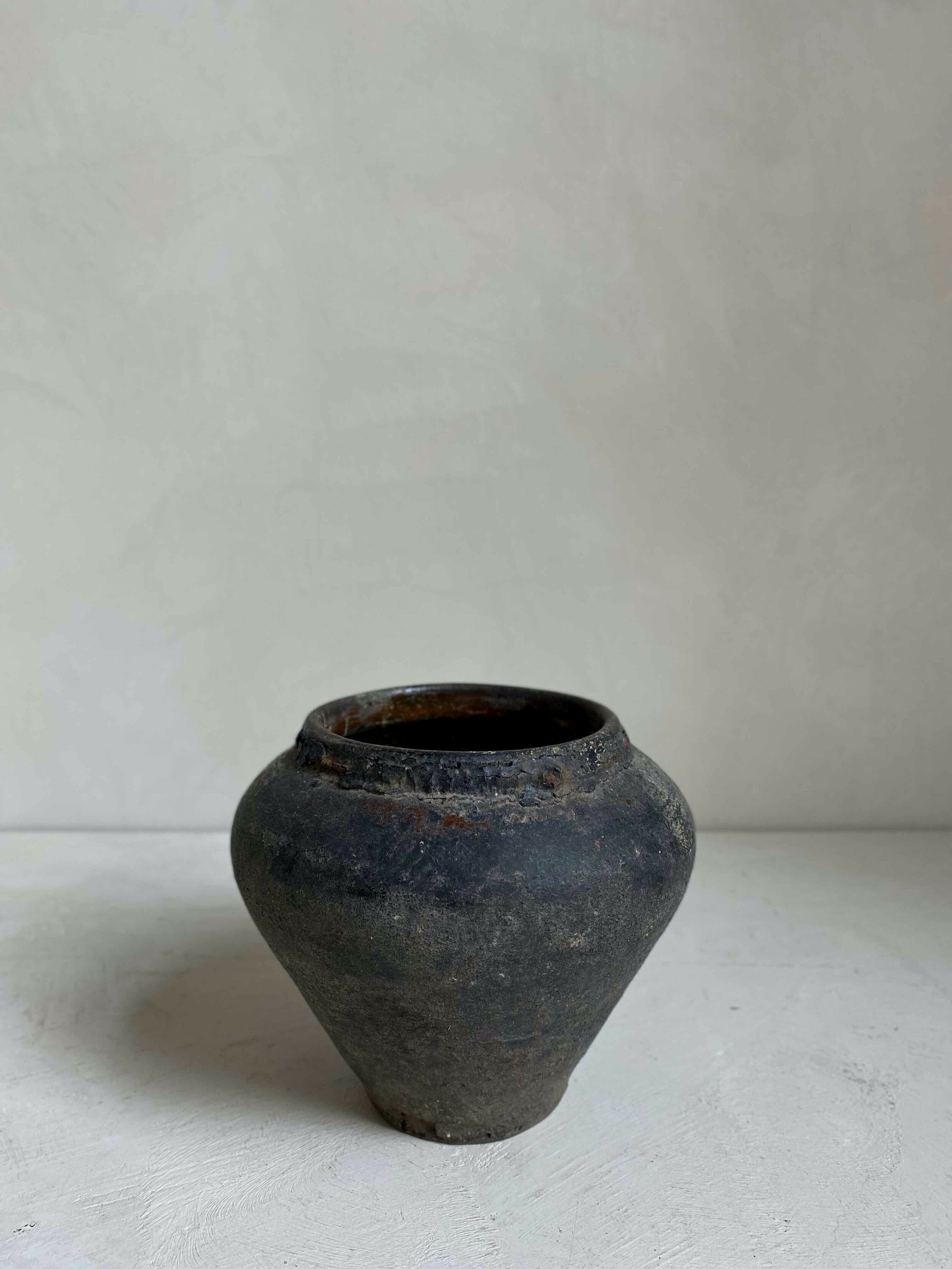 The Corner - Antique French storage pot N° 4 - 