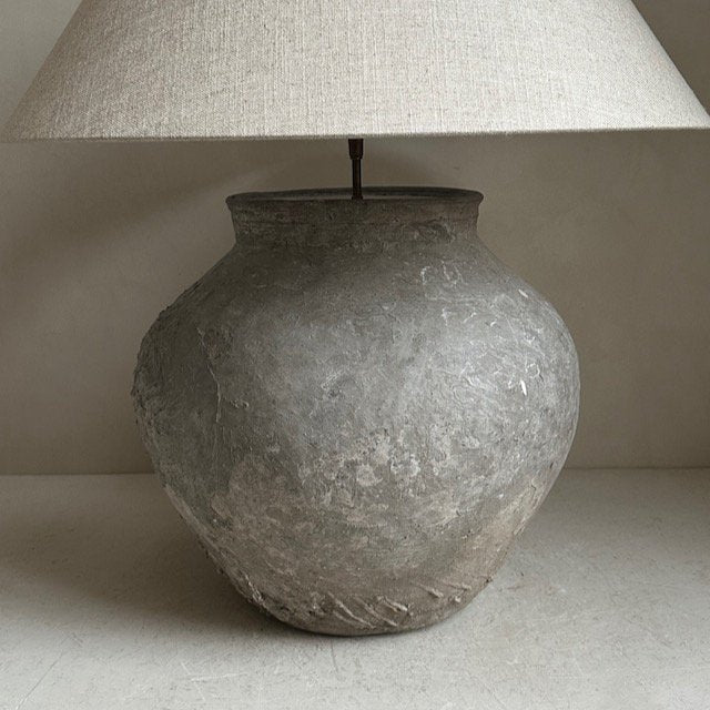 The Corner - Antique Indonesian lamp N°1 - Lighting