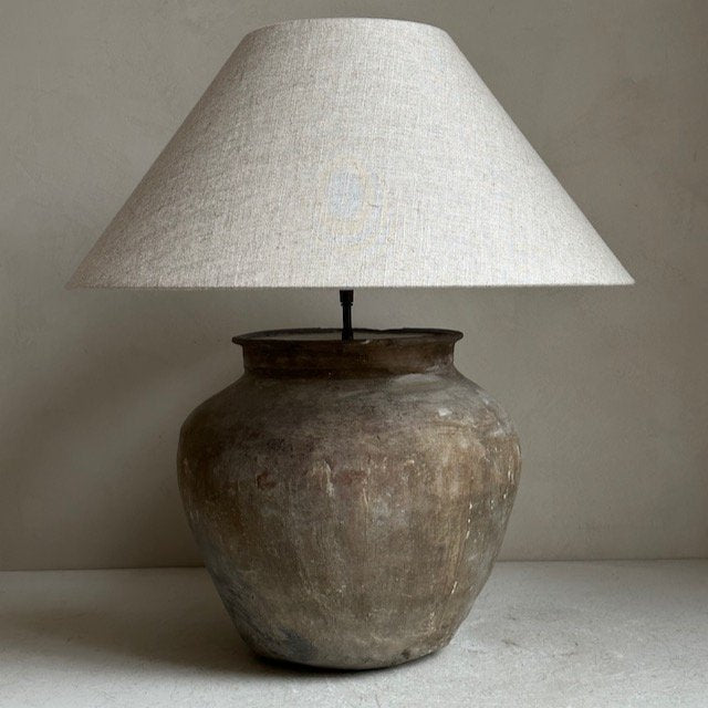 The Corner - Antique Indonesian lamp N°3 - Lighting