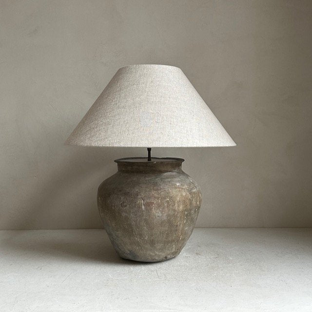 The Corner - Antique Indonesian lamp N°3 - Lighting