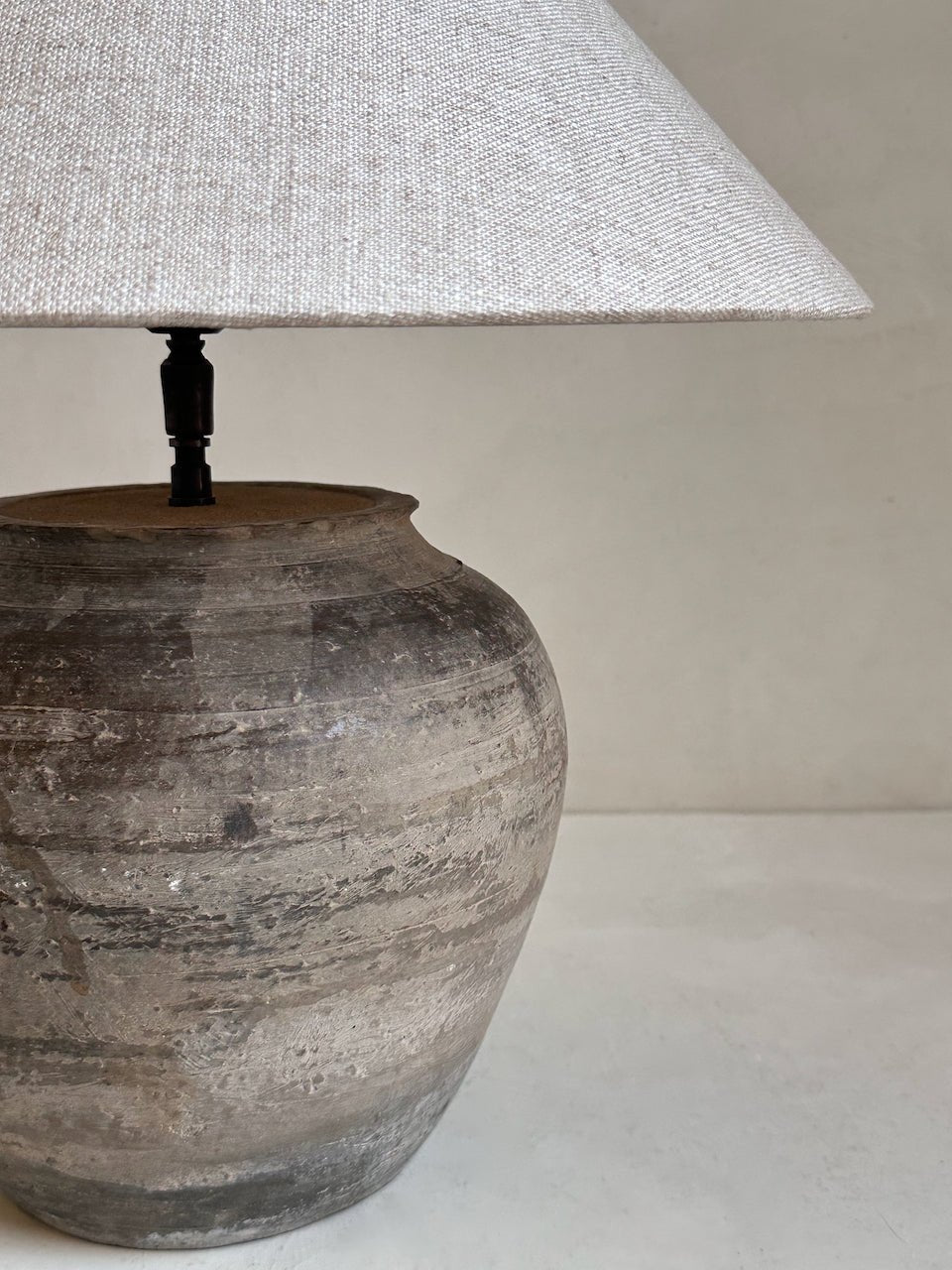 The Corner - Antique Lamp N° 277 - Lighting