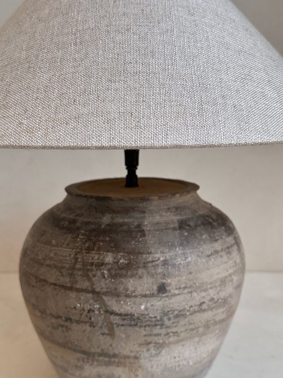 The Corner - Antique Lamp N° 277 - Lighting