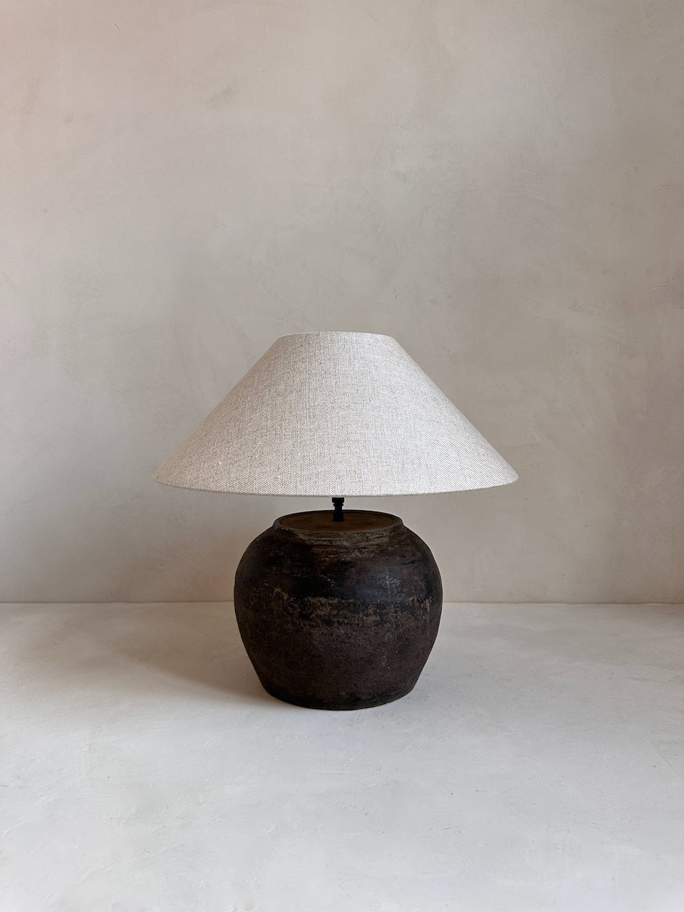 The Corner - Antique Lamp N° 279 - Lighting