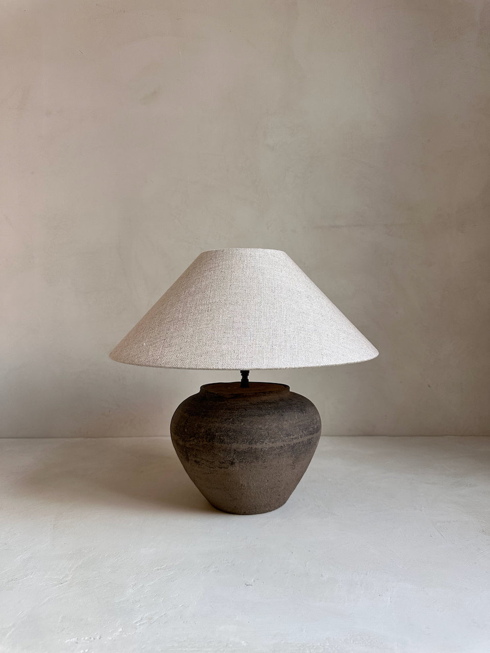 The Corner - Antique Lamp N° 280 - Lighting