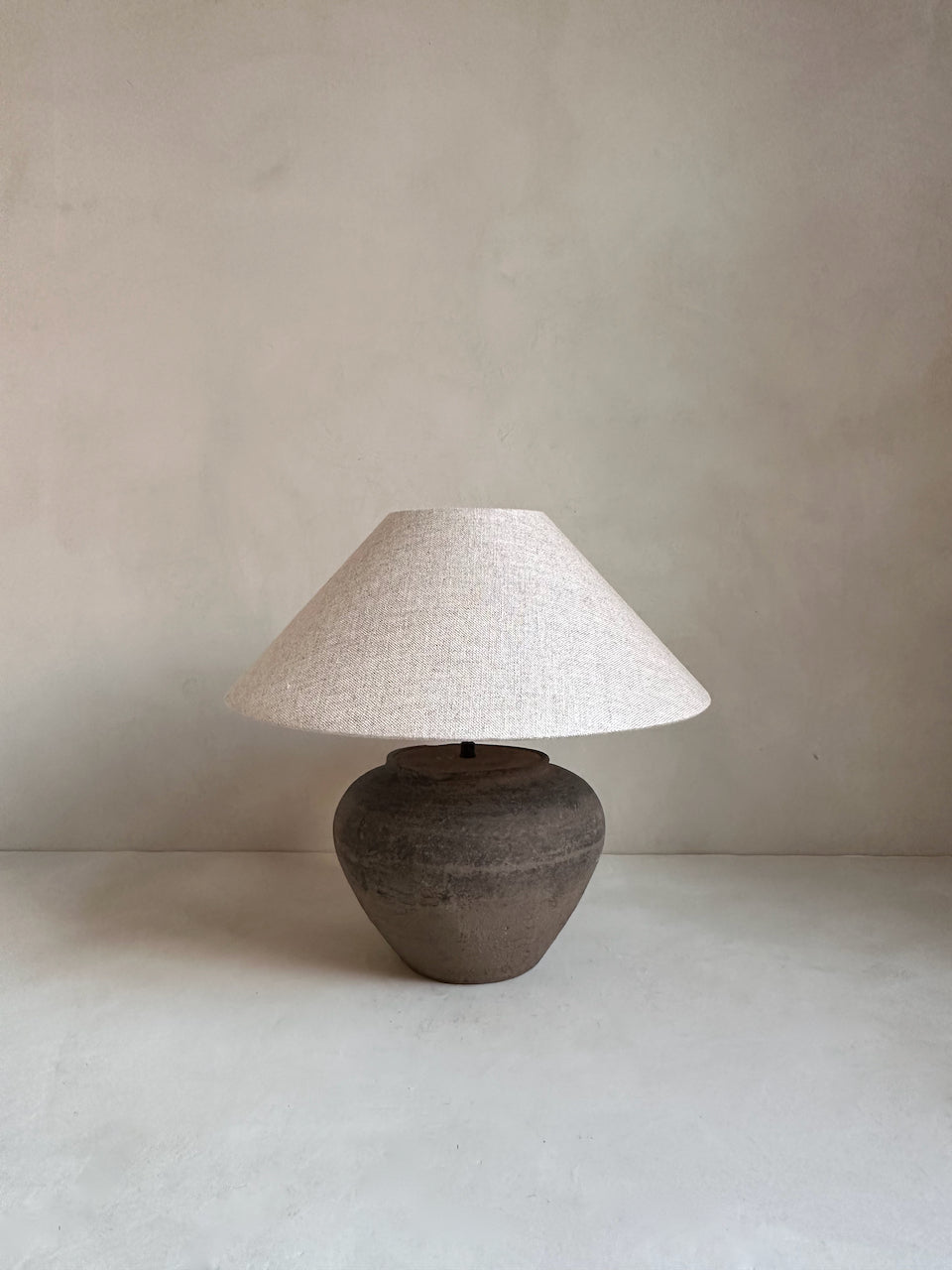 The Corner - Antique Lamp N° 280 - Lighting