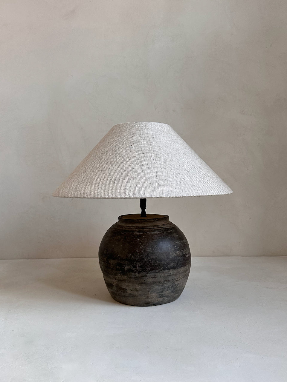 The Corner - Antique Lamp N° 281 - Lighting