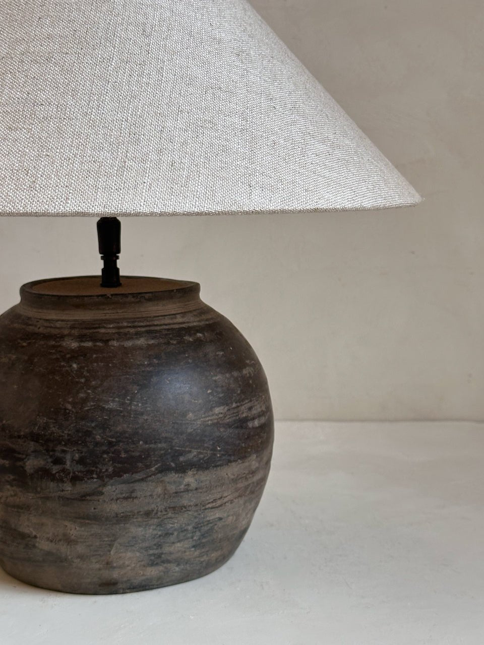 The Corner - Antique Lamp N° 281 - Lighting