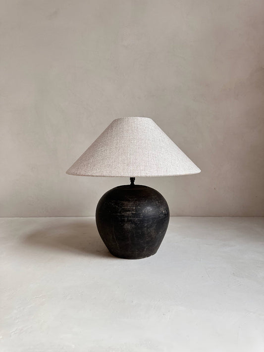 The Corner - Antique Lamp N° 282 - Lighting