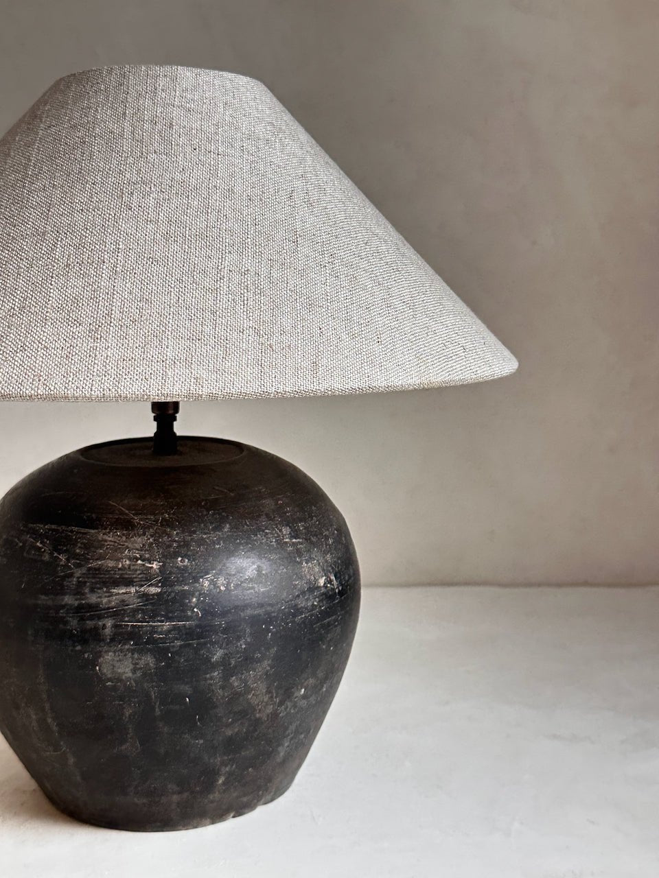 The Corner - Antique Lamp N° 282 - Lighting