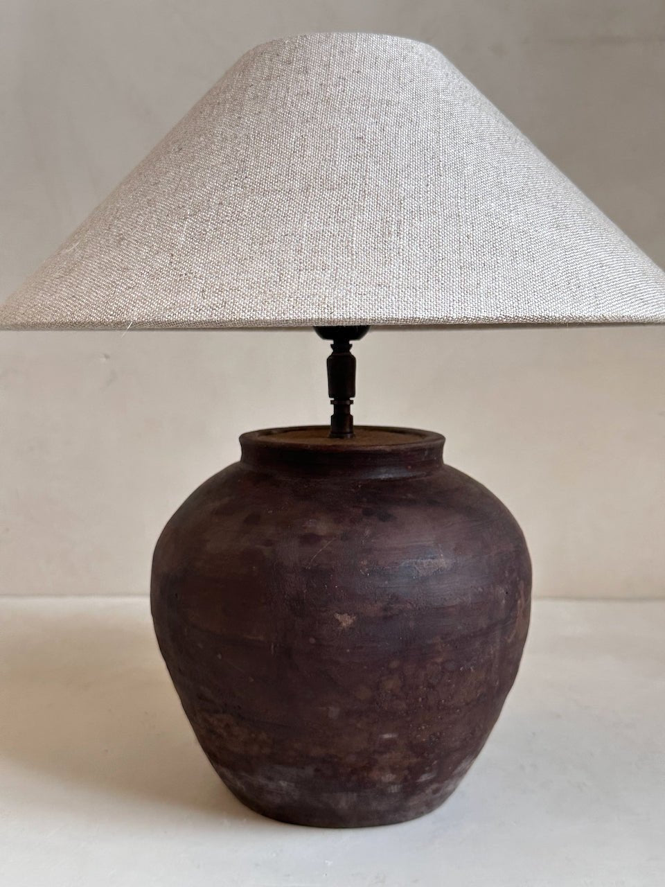 The Corner - Antique Lamp N° 283 - Lighting