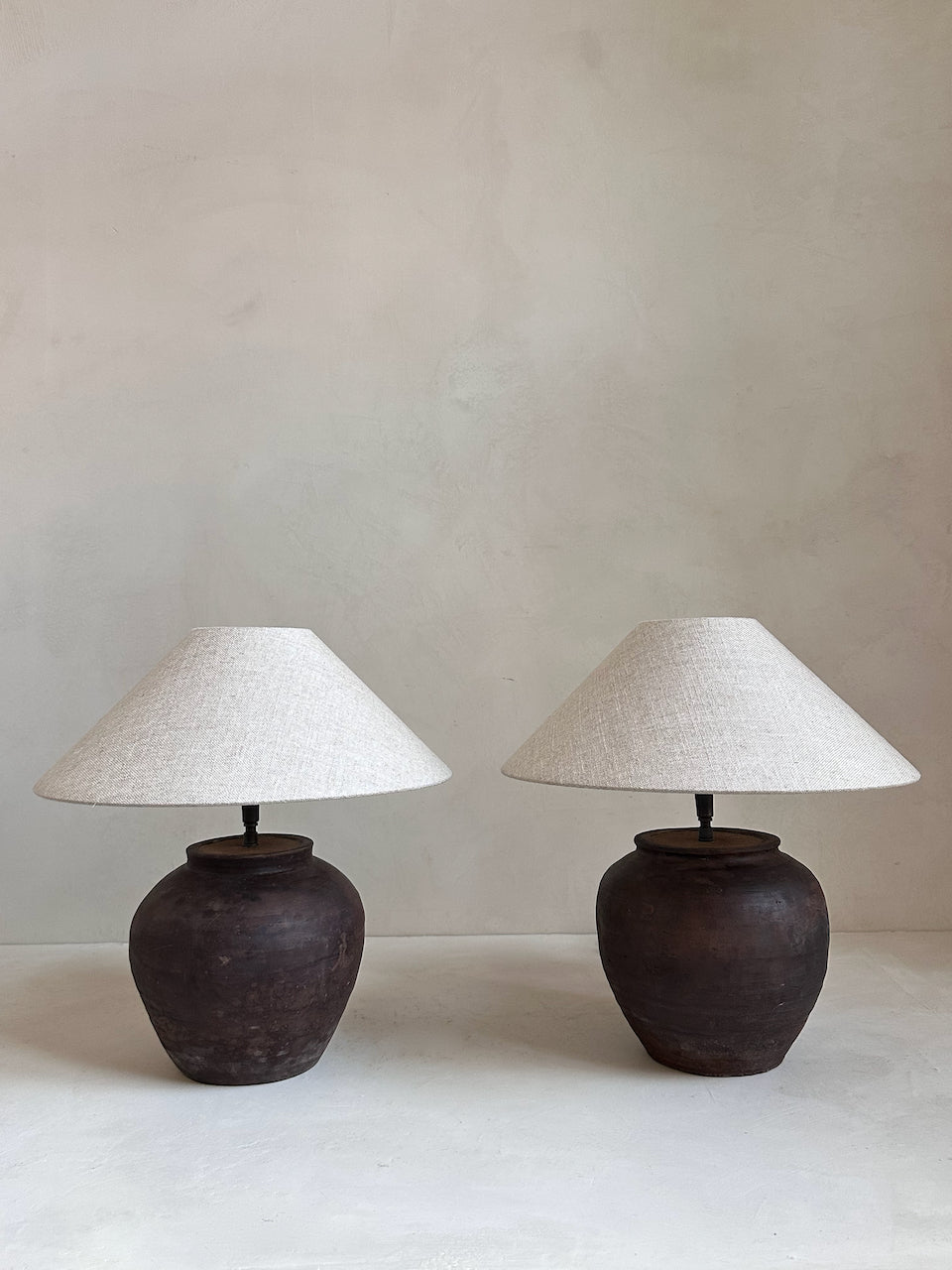 The Corner - Antique Lamp N° 283 - Lighting