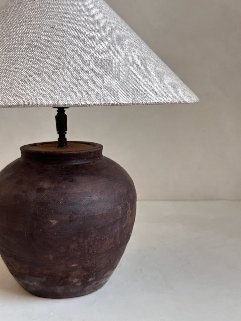 The Corner - Antique Lamp N° 283 - Lighting