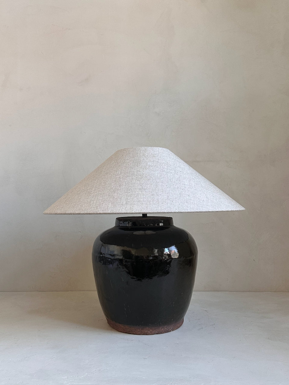 The Corner - Antique Lamp N° 289 - Lighting