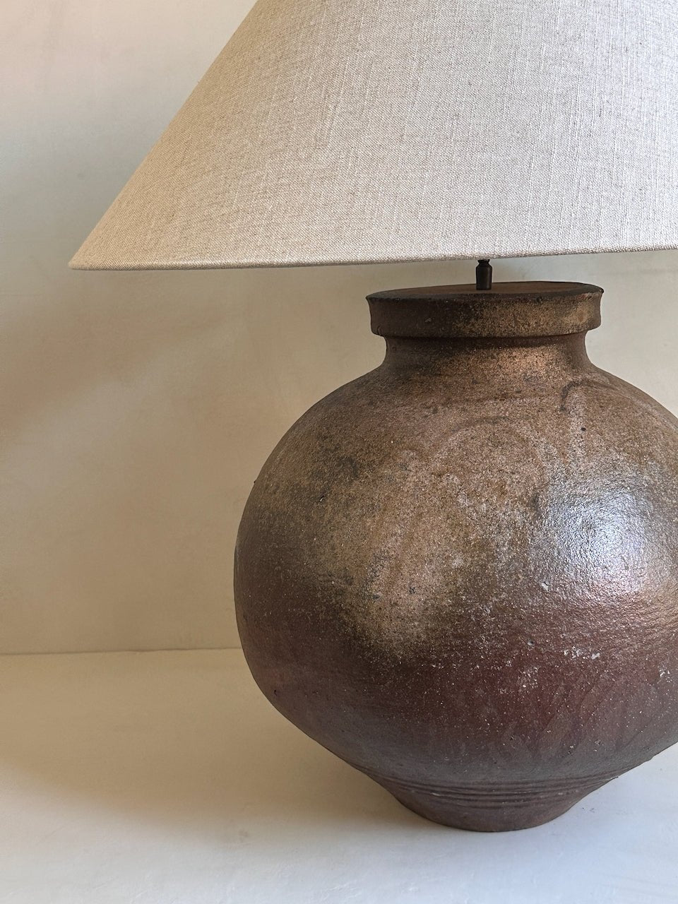 The Corner - Antique Lamp N° 292 - Lighting