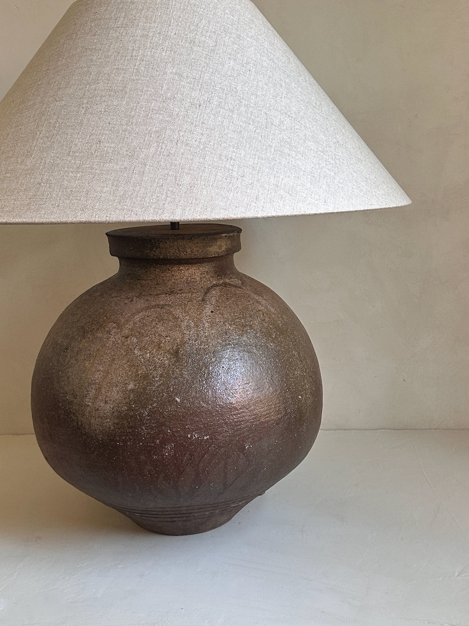 The Corner - Antique Lamp N° 292 - Lighting