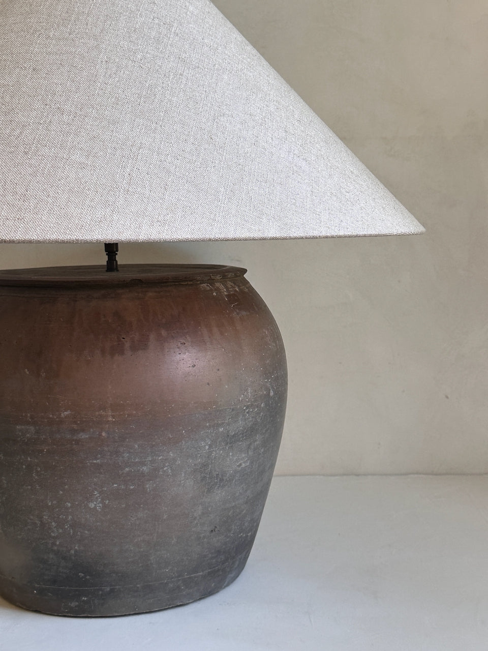 The Corner - Antique Lamp N° 293 - Lighting