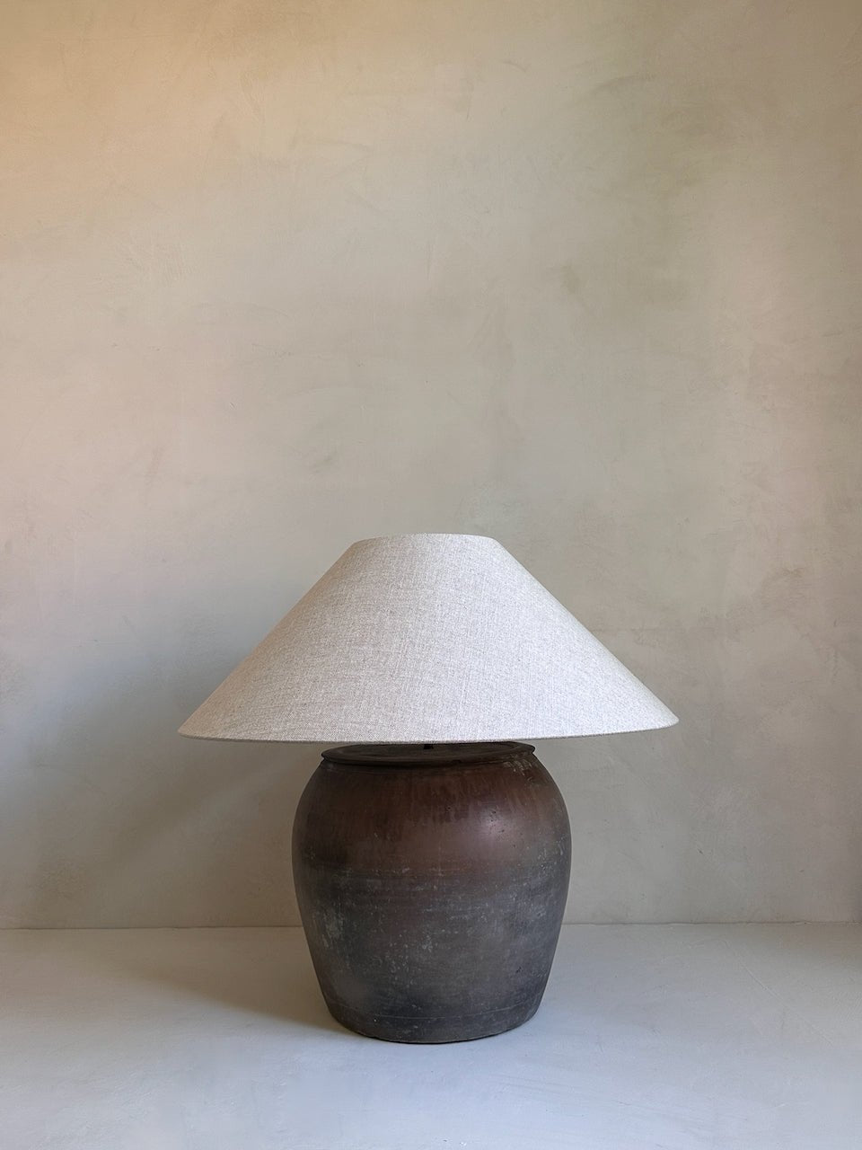 The Corner - Antique Lamp N° 293 - Lighting