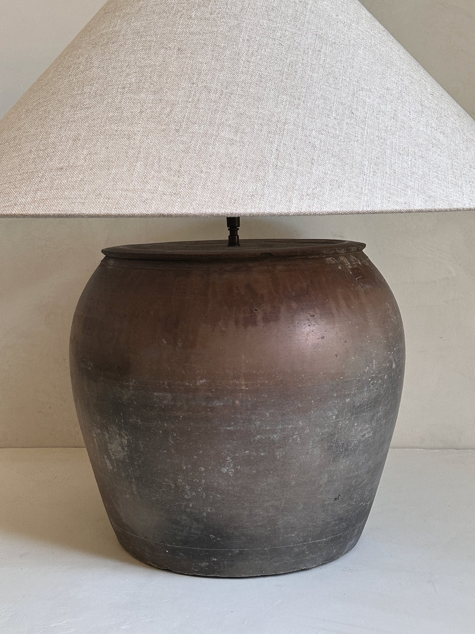 The Corner - Antique Lamp N° 293 - Lighting