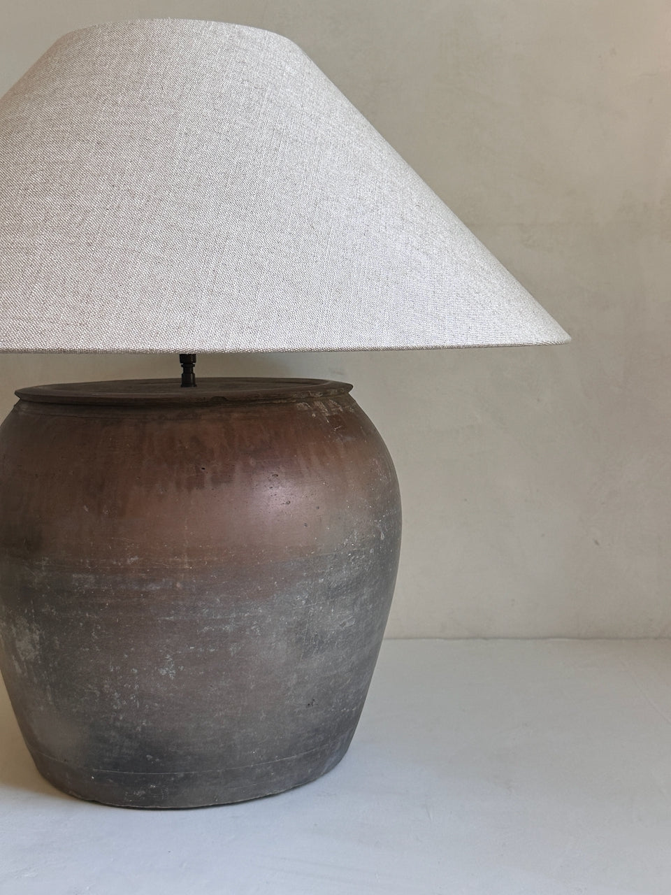 The Corner - Antique Lamp N° 293 - Lighting