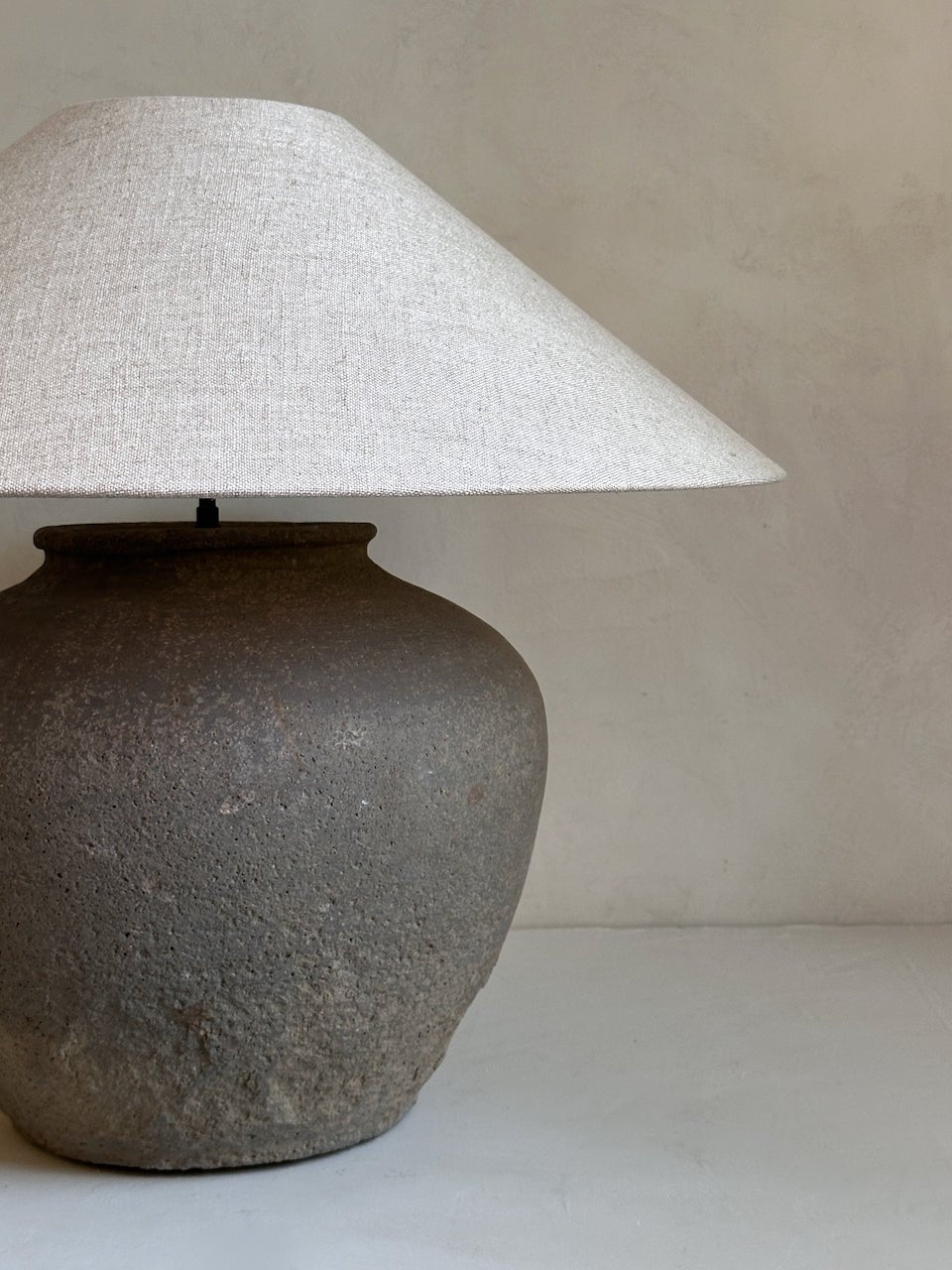 The Corner - Antique Lamp N° 296 - Lighting