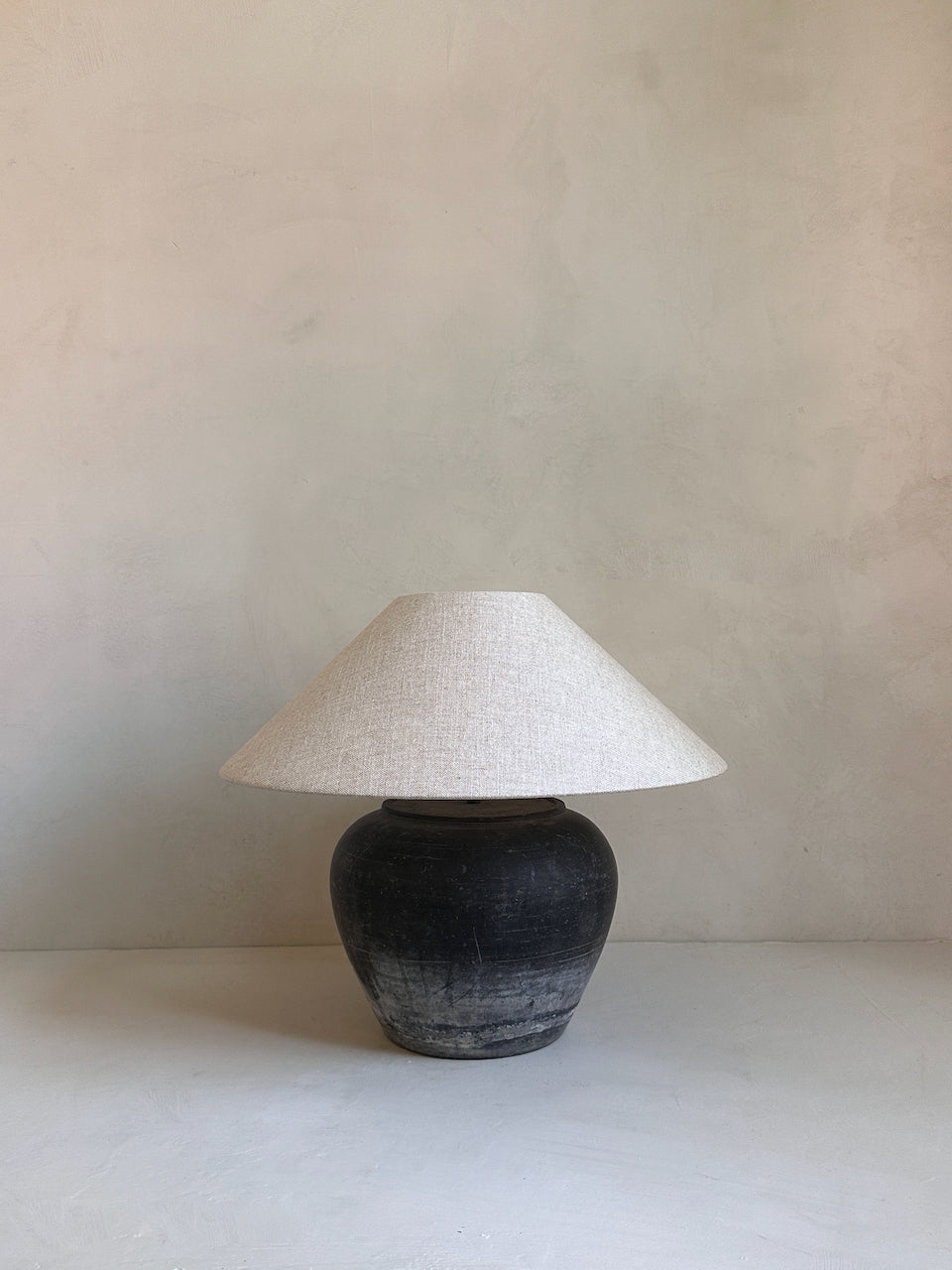 The Corner - Antique Lamp N° 298 - Lighting