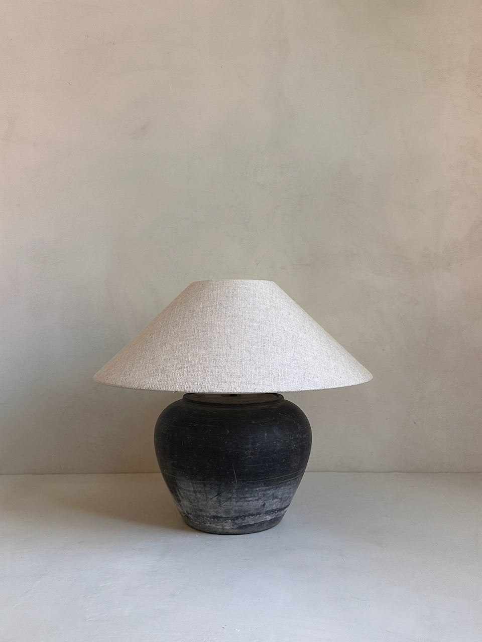 The Corner - Antique Lamp N° 298 - Lighting