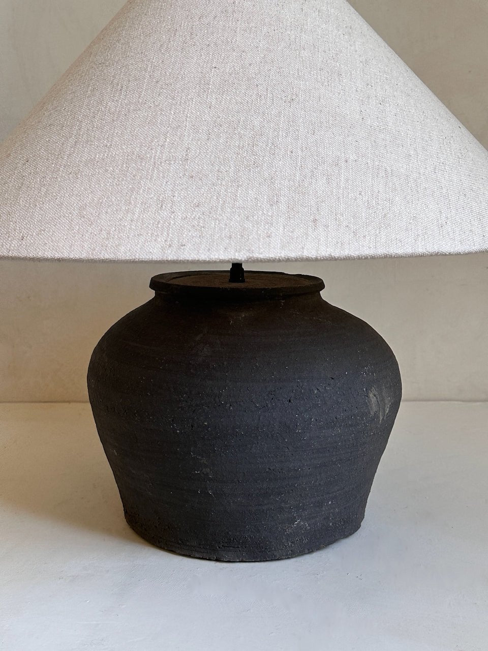 The Corner - Antique Lamp N° 299 - Lighting
