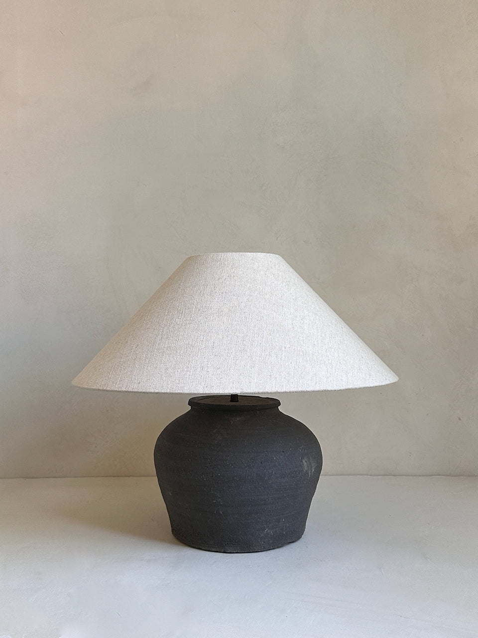 The Corner - Antique Lamp N° 299 - Lighting