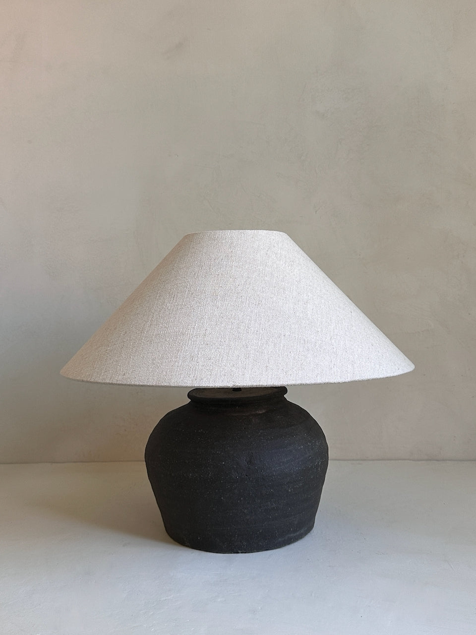 The Corner - Antique Lamp N° 300 - Lighting