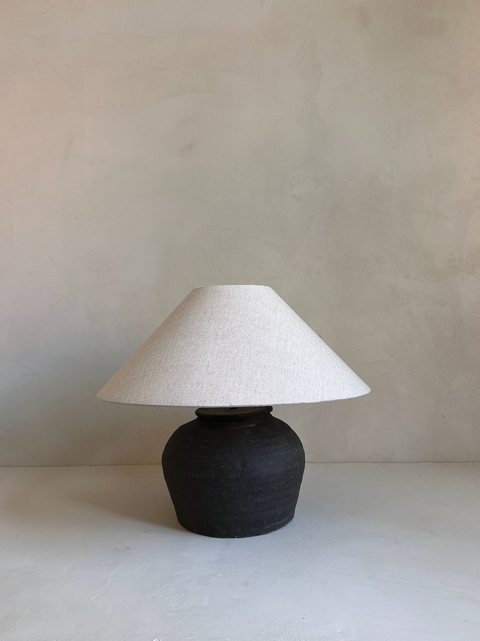 The Corner - Antique Lamp N° 300 - Lighting