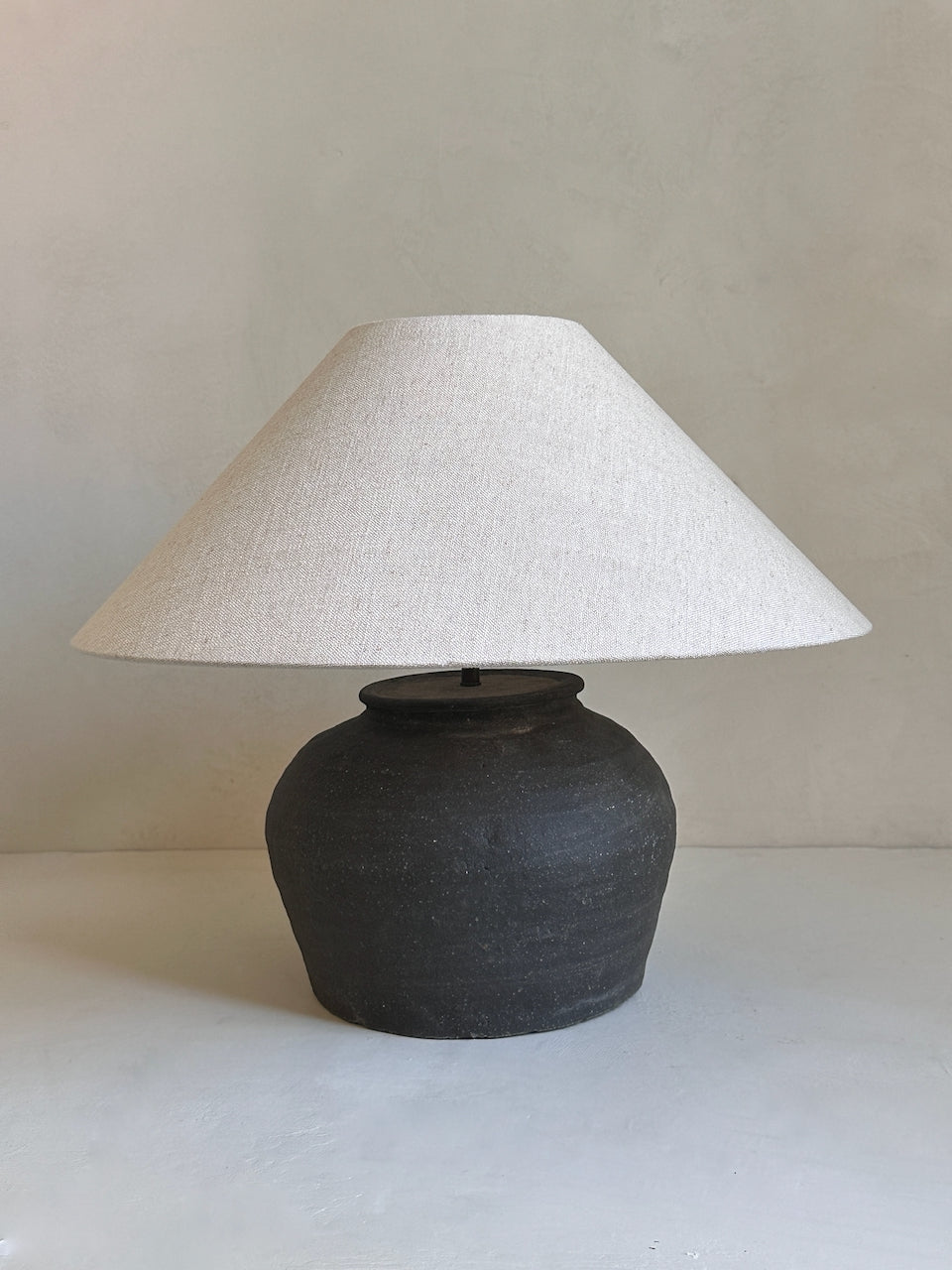 The Corner - Antique Lamp N° 300 - Lighting
