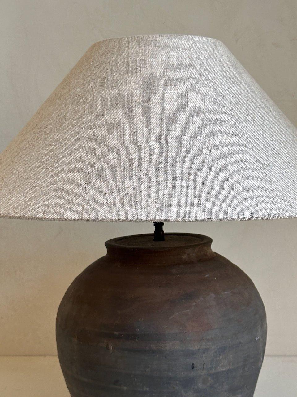 The Corner - Antique Lamp N° 302 - Lighting
