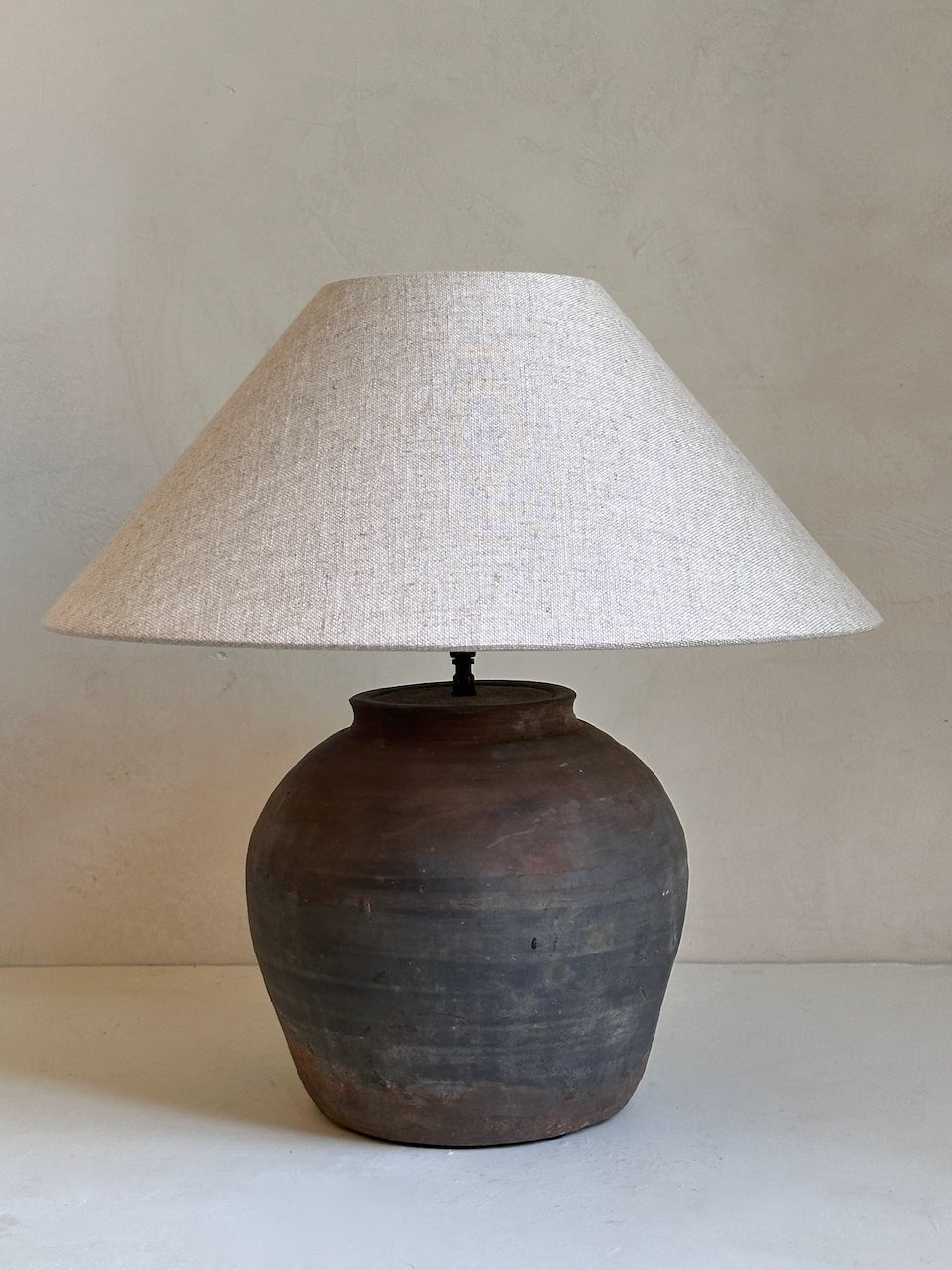 The Corner - Antique Lamp N° 302 - Lighting