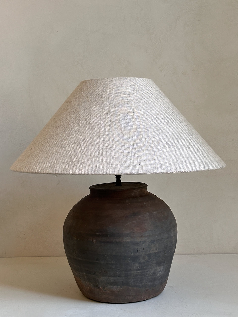 The Corner - Antique Lamp N° 302 - Lighting