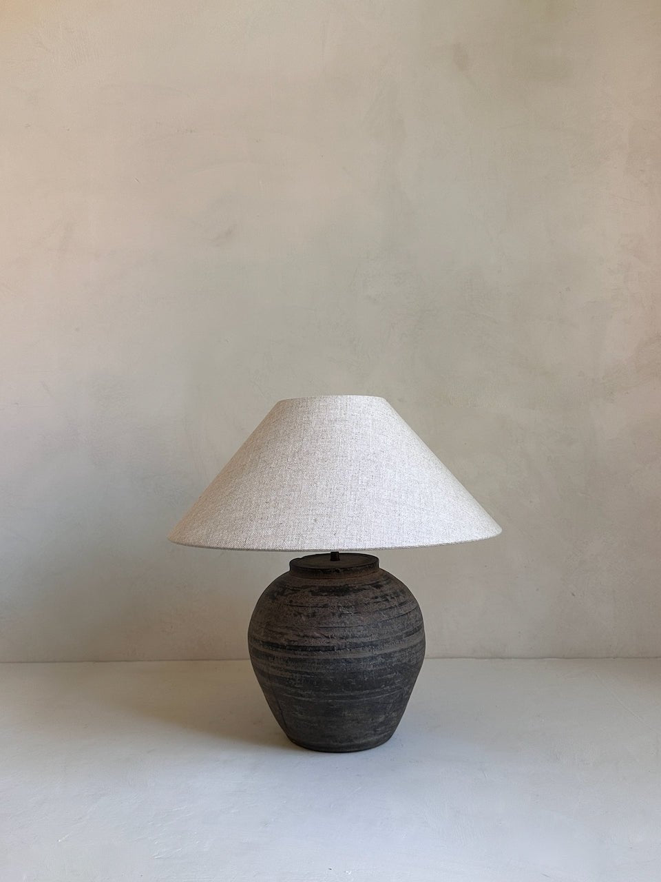 The Corner - Antique Lamp N° 303 - Lighting