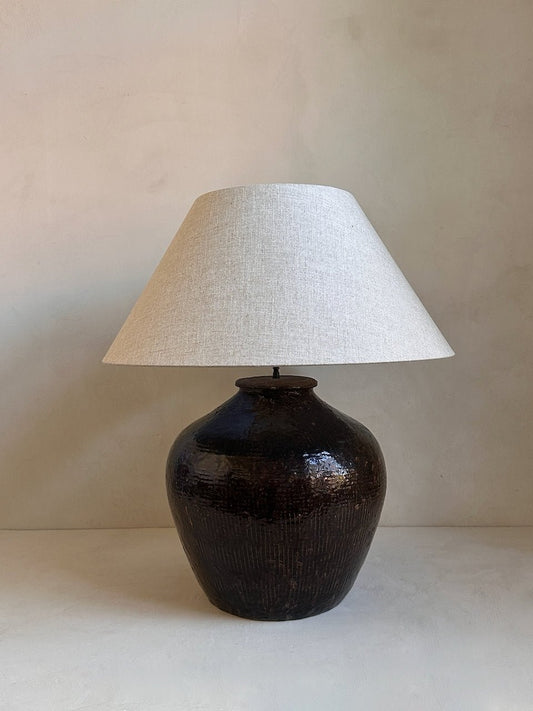 The Corner - Antique Lamp N° 304 - Lighting