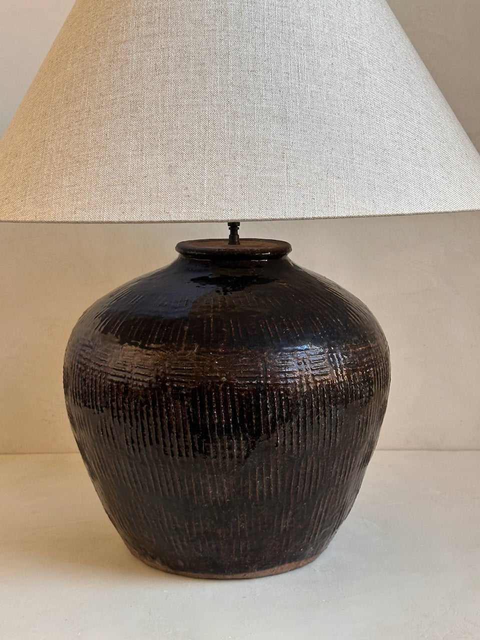 The Corner - Antique Lamp N° 305 - Lighting