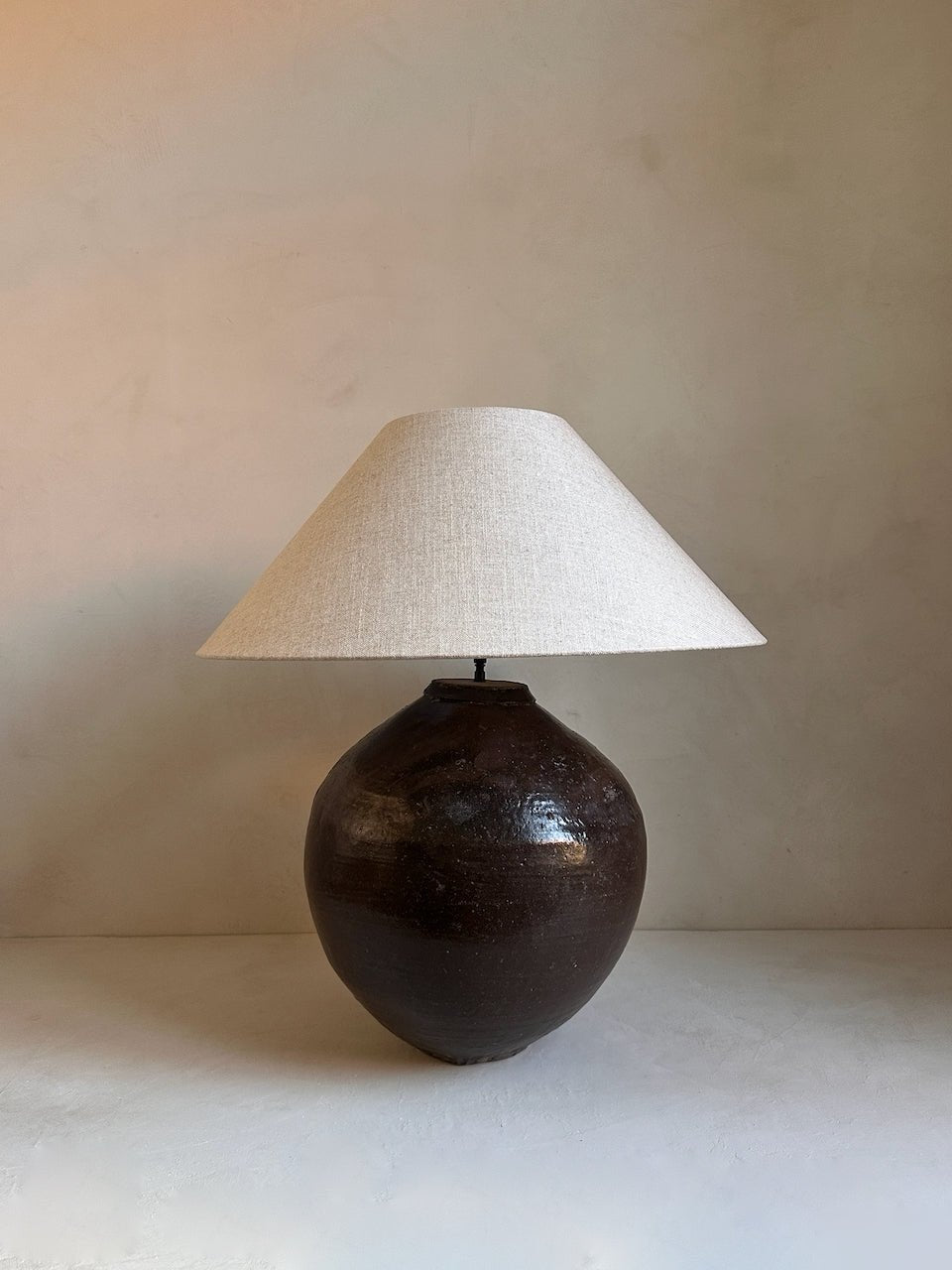 The Corner - Antique Lamp N° 306 - Lighting